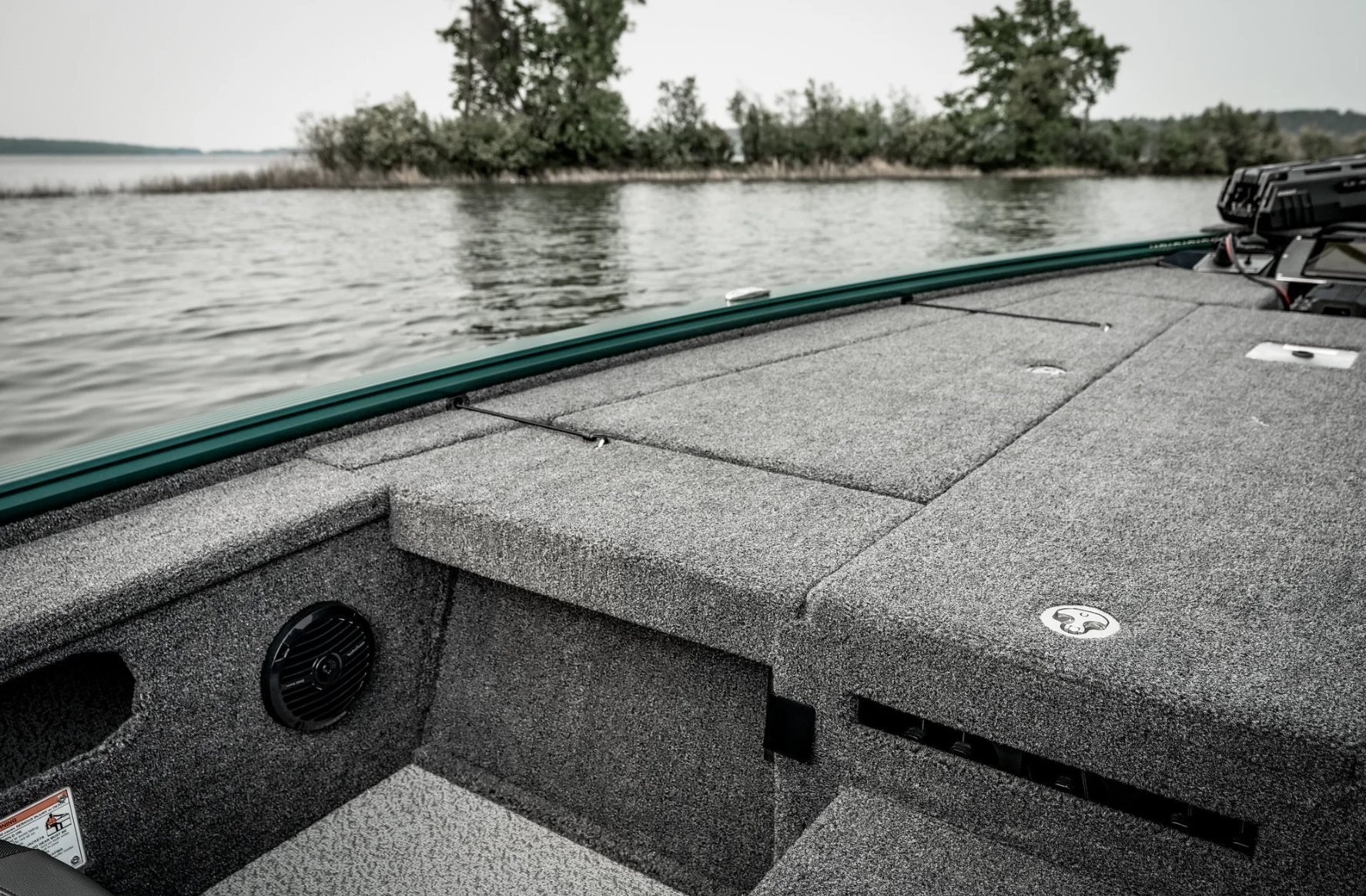 Lund vs Ranger Aluminum Boats: Which Brand Wins?