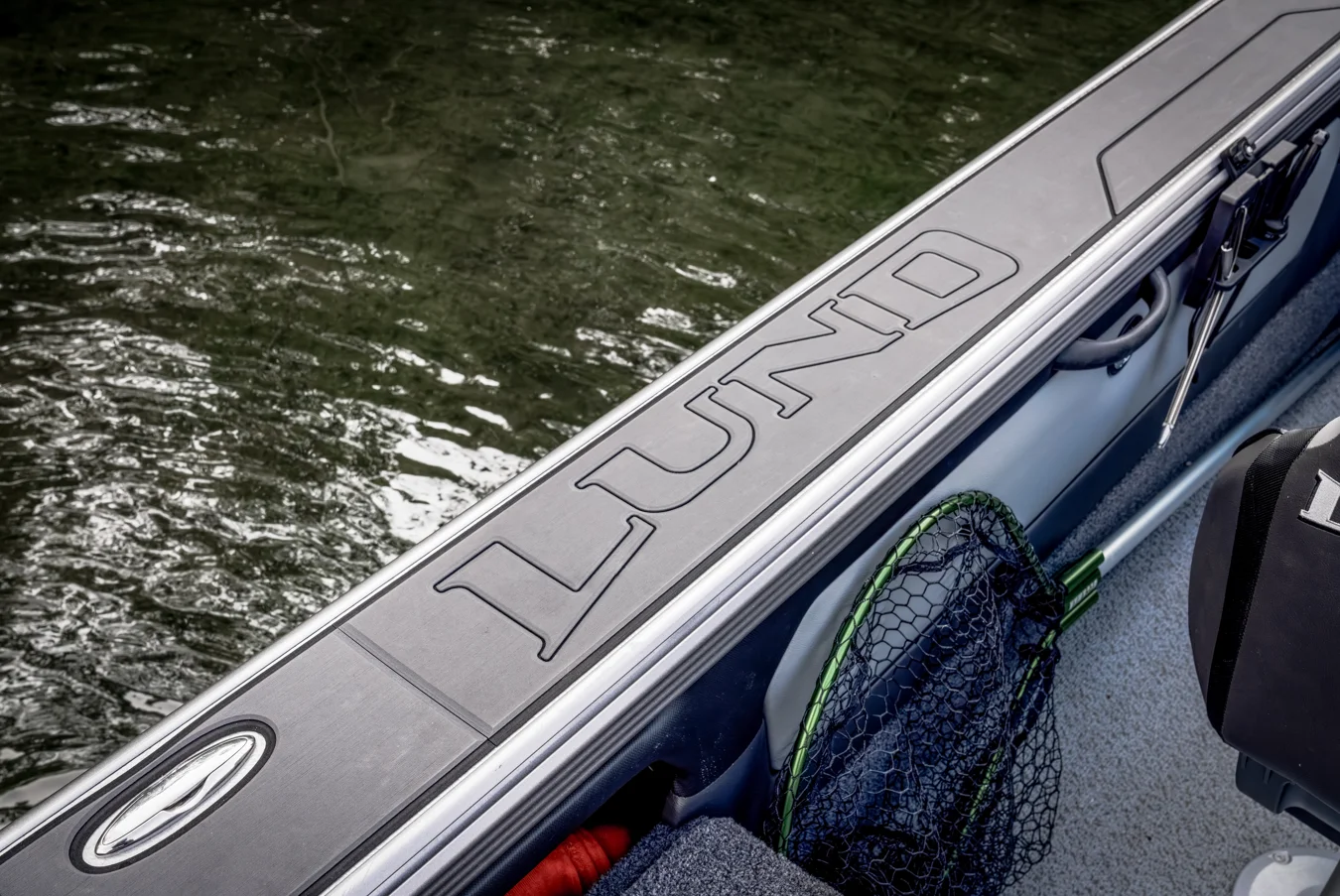 Aluminum vs Fiberglass Fishing Boats: Why We Sell Aluminum (And Why You Should Consider It)