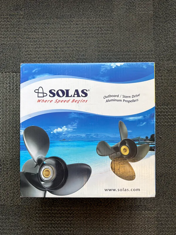 SOLAS Amita 3 2411-133-17 Aluminum Propeller, 13.25 x 17 RH