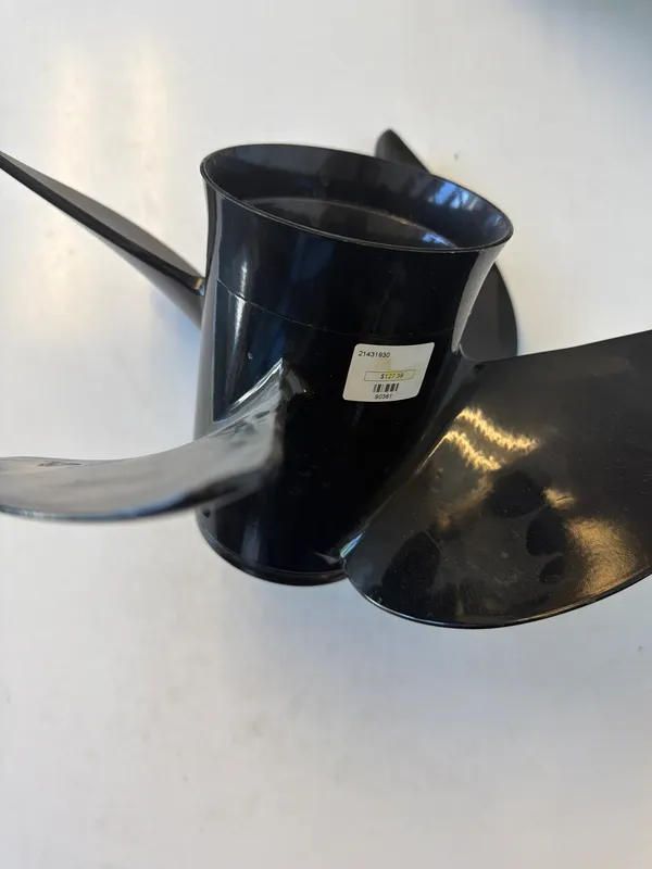 Prop Hustler 4bl Al 13X19 Right-Hand
